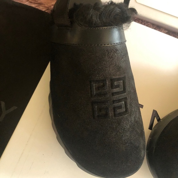 NWT*GIVENCHY MARSHMALLOW CLOG*LOGO &SHOE BAGS*SZ 9*MSRP $995 - Picture 4 of 5